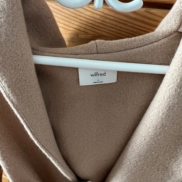 Wilfred Acre Robe - Picture 4 of 4